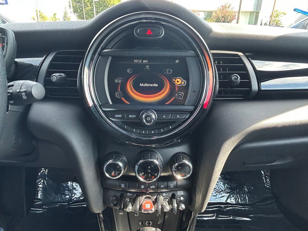 Thumbnail: 2018 MINI Cooper - 14