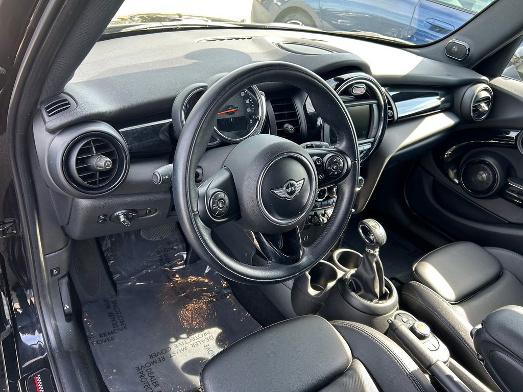 Thumbnail: 2018 MINI Cooper - 2