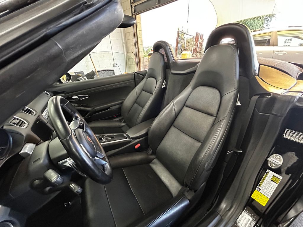 Thumbnail: 2019 Porsche 718 Boxster - 8