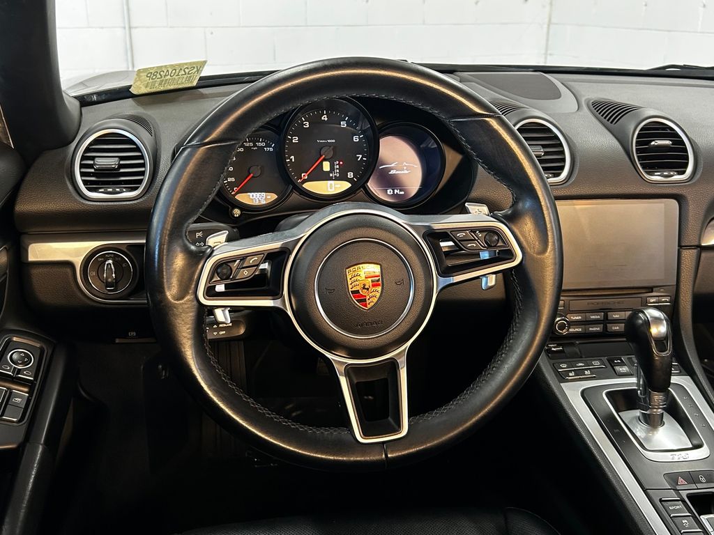 Thumbnail: 2019 Porsche 718 Boxster - 11