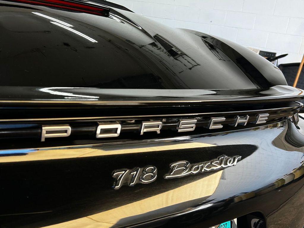 Thumbnail: 2019 Porsche 718 Boxster - 5