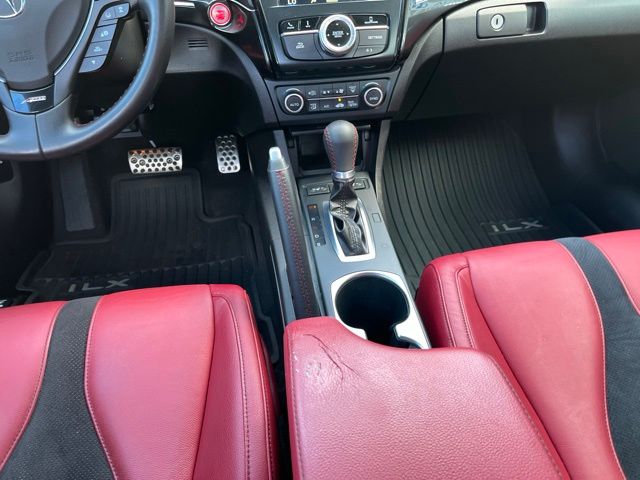 Thumbnail: 2019 Acura ILX - 16