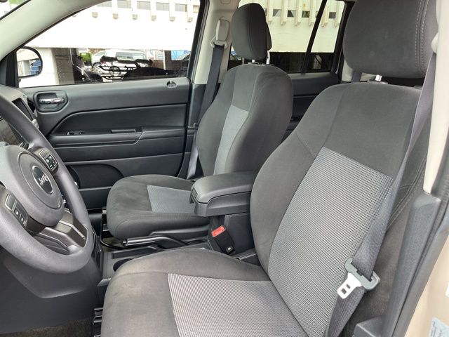 Thumbnail: 2016 Jeep Compass - 11