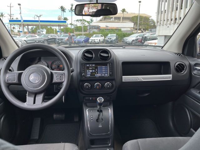Thumbnail: 2016 Jeep Compass - 8
