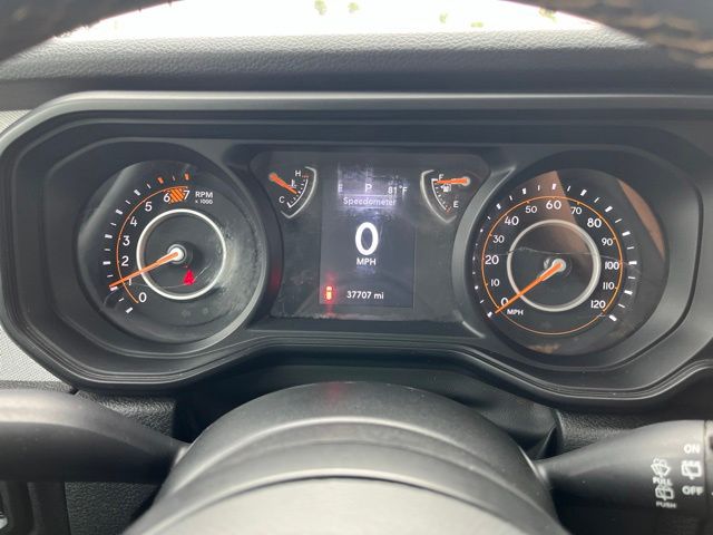 Thumbnail: 2024 Jeep Wrangler - 15