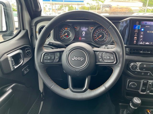 Thumbnail: 2024 Jeep Wrangler - 9