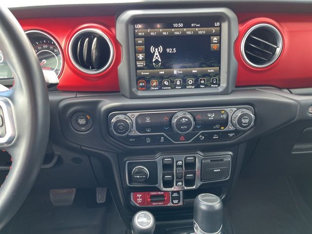 Thumbnail: 2021 Jeep Gladiator - 15
