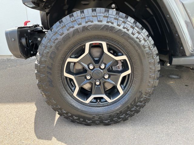 Thumbnail: 2021 Jeep Gladiator - 8