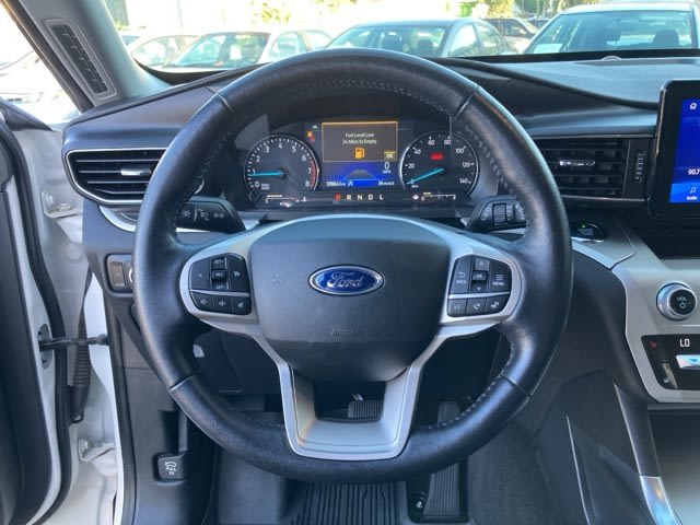 Thumbnail: 2021 Ford Explorer - 9