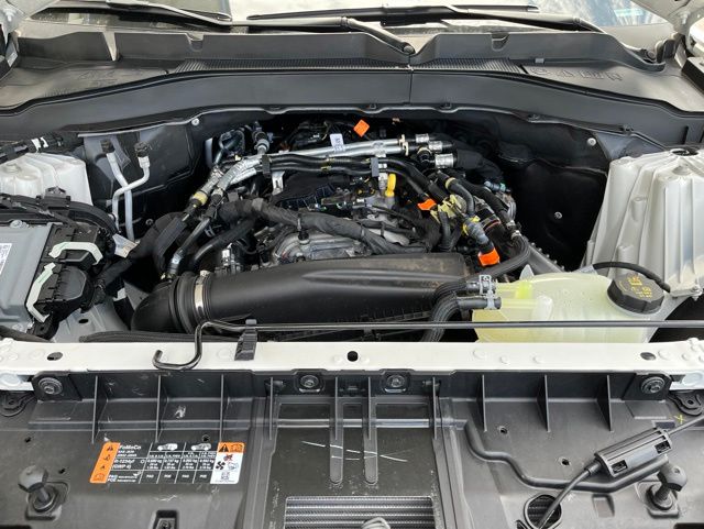Thumbnail: 2025 Ford Explorer - 8