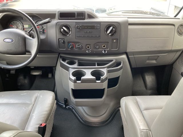 Thumbnail: 2014 Ford Econoline - 9
