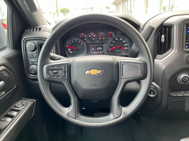 Thumbnail: 2023 Chevrolet Silverado 1500 - 14
