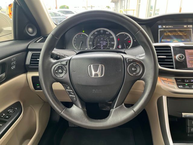 Thumbnail: 2013 Honda Accord - 13