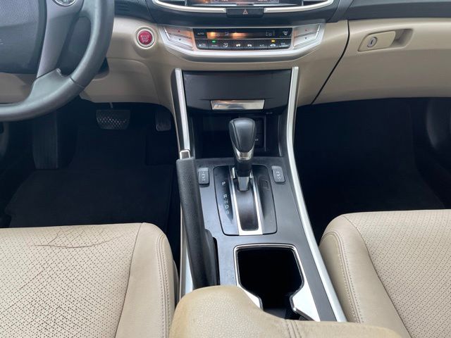 Thumbnail: 2013 Honda Accord - 15