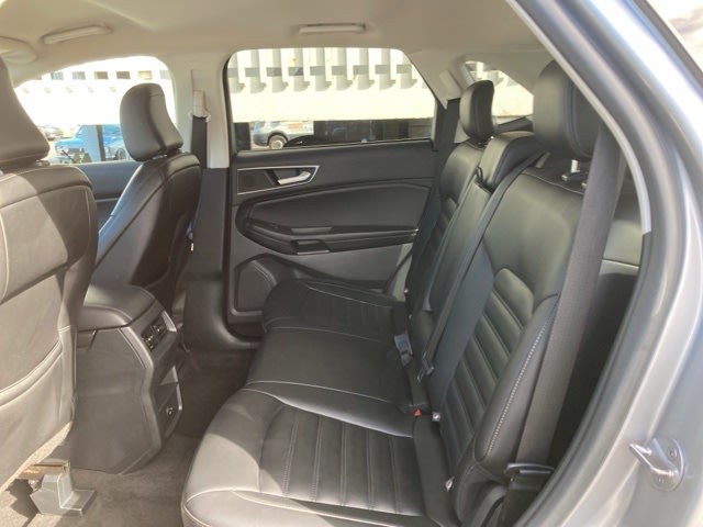 Thumbnail: 2022 Ford Edge - 21