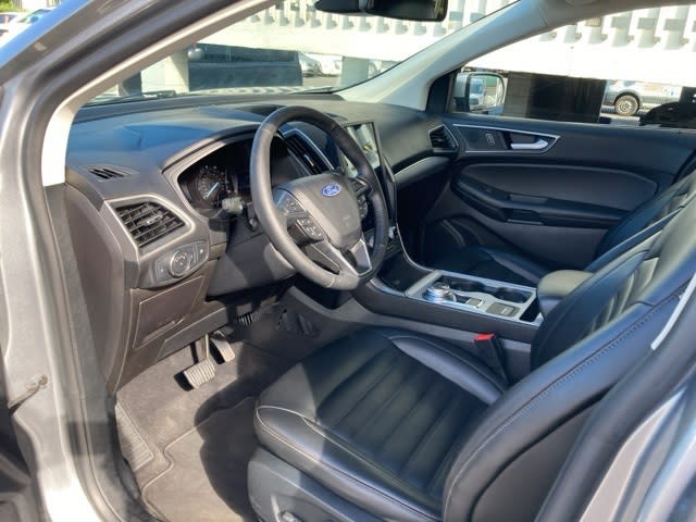 Thumbnail: 2022 Ford Edge - 2