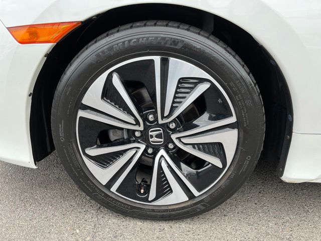 Thumbnail: 2017 Honda Civic - 8