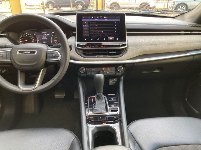 Thumbnail: 2024 Jeep Compass - 9
