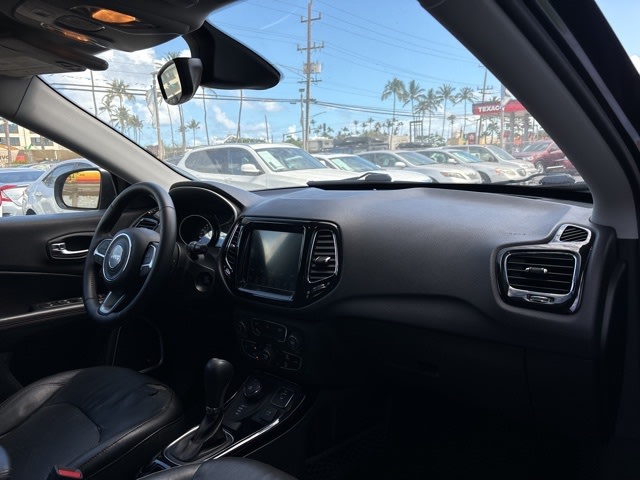 2017 Jeep Compass Limited 10