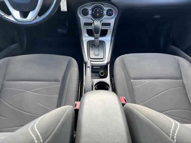 2014 Ford Fiesta SE 15