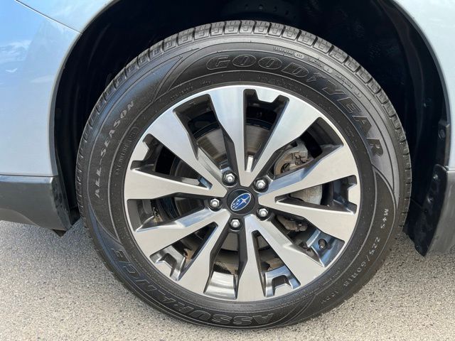 Thumbnail: 2016 Subaru Outback - 7