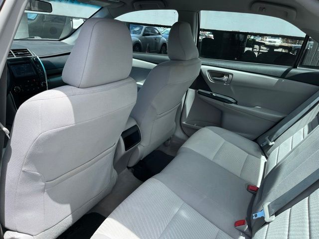 Thumbnail: 2015 Toyota Camry - 12