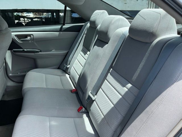 Thumbnail: 2015 Toyota Camry - 20