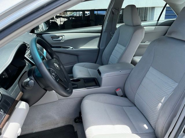 Thumbnail: 2015 Toyota Camry - 10