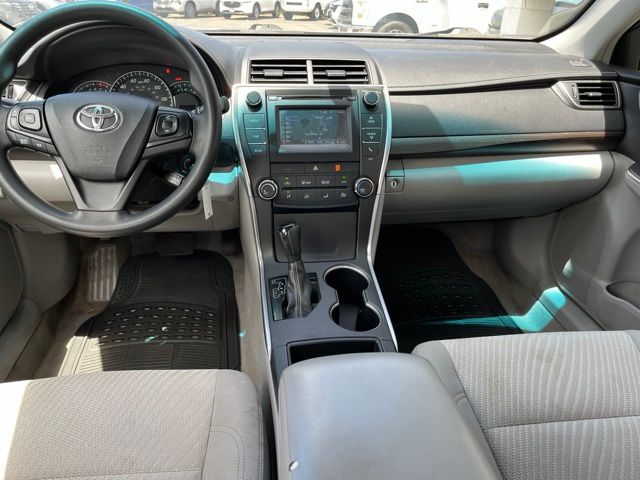 Thumbnail: 2015 Toyota Camry - 9
