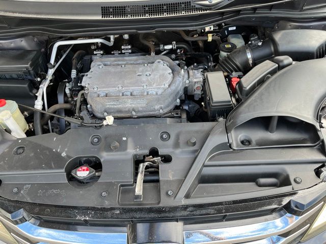 Thumbnail: 2015 Honda Odyssey - 8