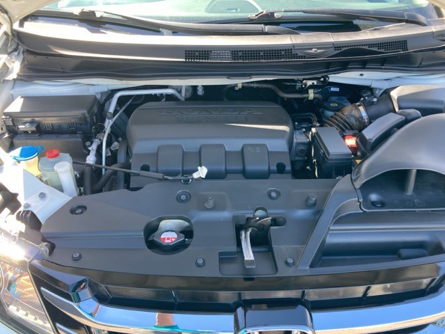 Thumbnail: 2016 Honda Odyssey - 8