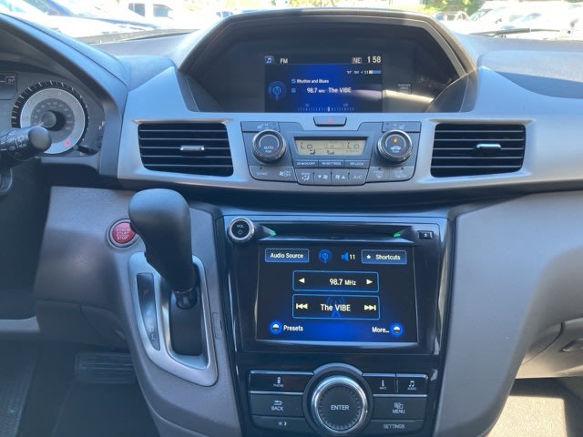 Thumbnail: 2016 Honda Odyssey - 14