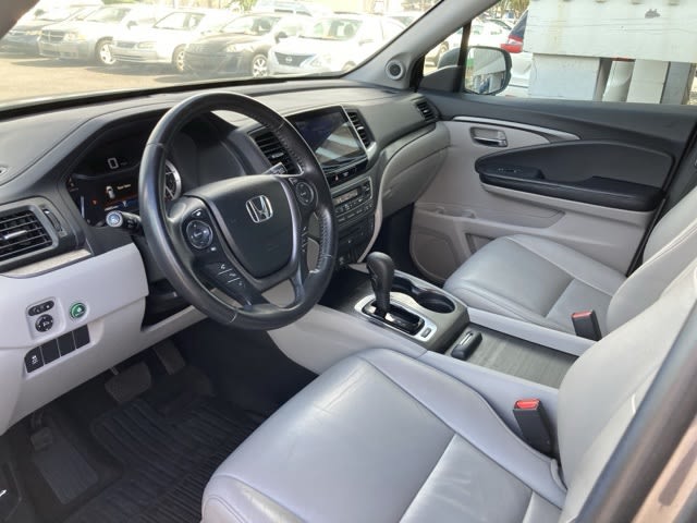 Thumbnail: 2016 Honda Pilot - 2