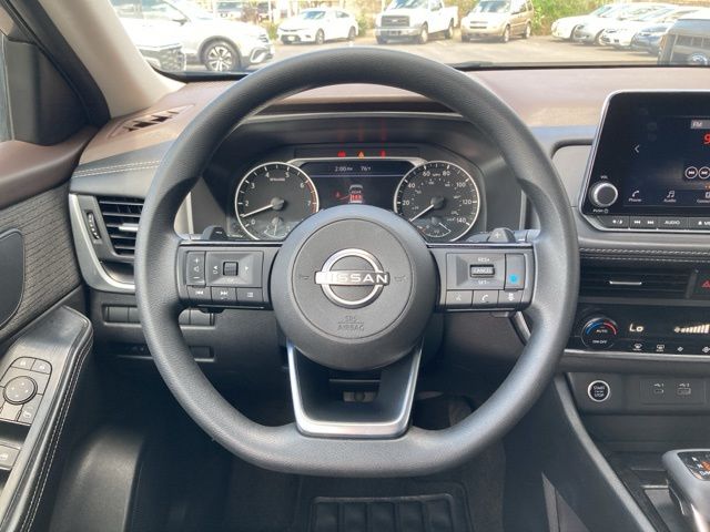 Thumbnail: 2023 Nissan Rogue - 14