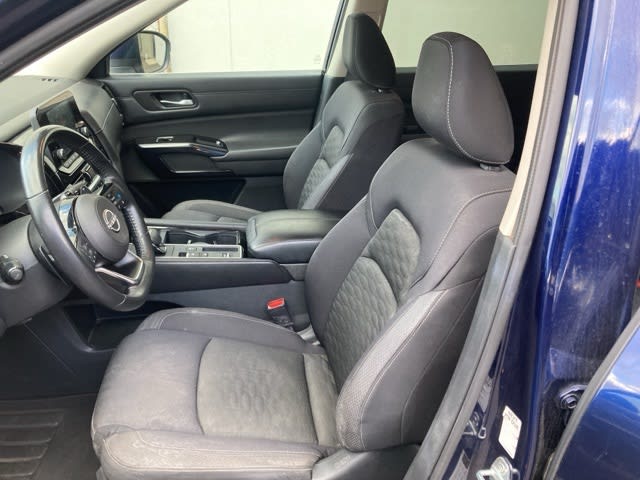 Thumbnail: 2022 Nissan Pathfinder - 11