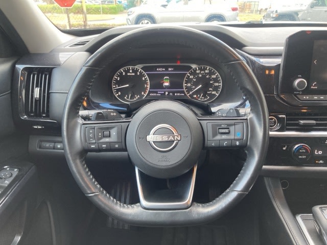 Thumbnail: 2022 Nissan Pathfinder - 14