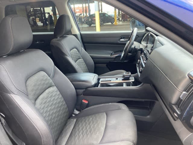 Thumbnail: 2022 Nissan Pathfinder - 12