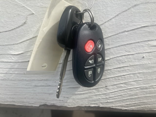 Thumbnail: 2020 Toyota Sienna - 19