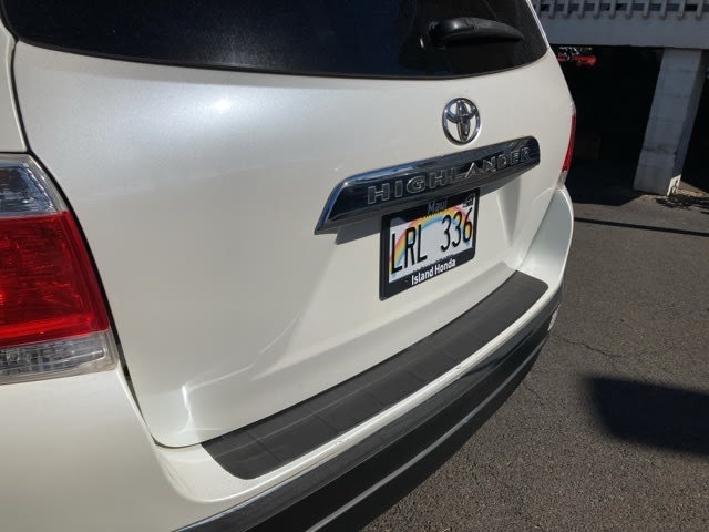 Thumbnail: 2011 Toyota Highlander - 20