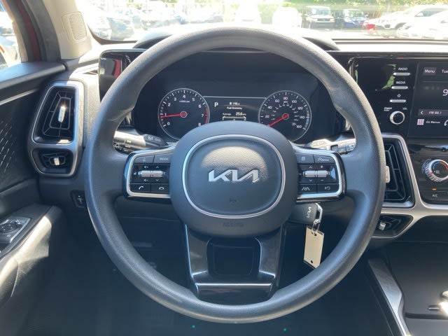 Thumbnail: 2022 Kia Sorento - 9