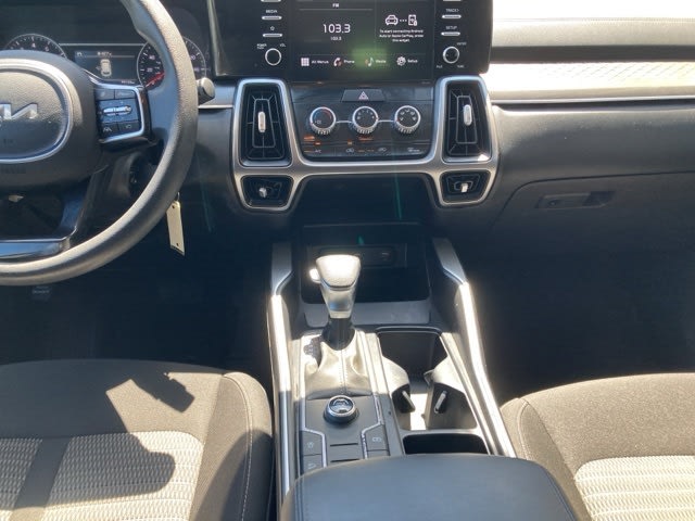 Thumbnail: 2022 Kia Sorento - 14