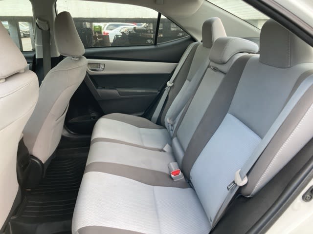 Thumbnail: 2018 Toyota Corolla - 21