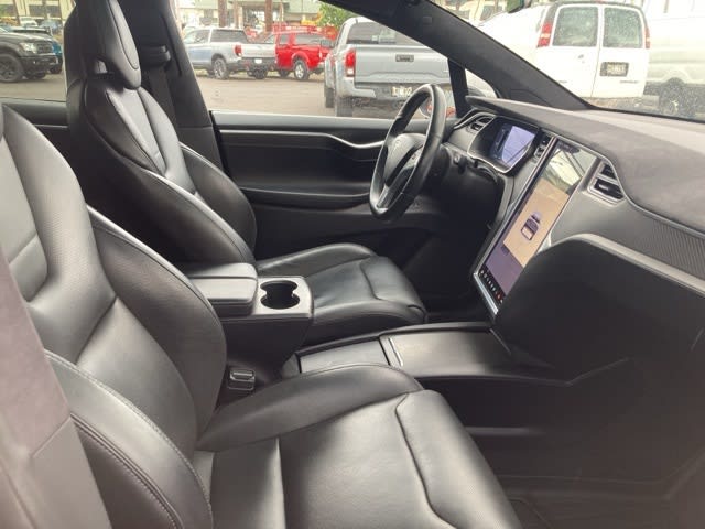 2016 Tesla Model X 90D 19