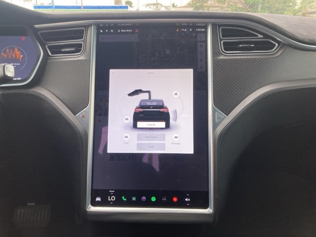 2016 Tesla Model X 90D 13