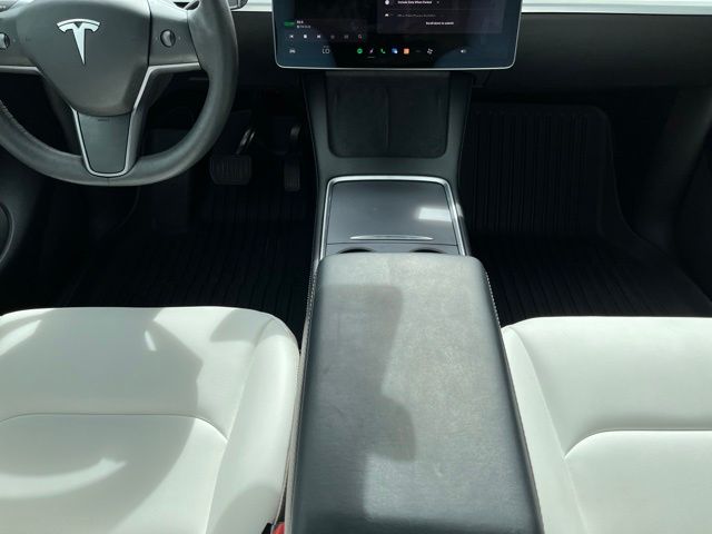 Thumbnail: 2021 Tesla Model Y - 13