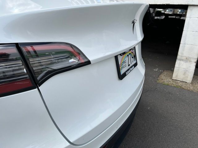 Thumbnail: 2021 Tesla Model Y - 18