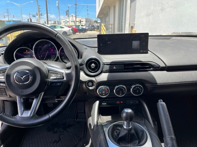 Thumbnail: 2024 Mazda MX-5 Miata - 10