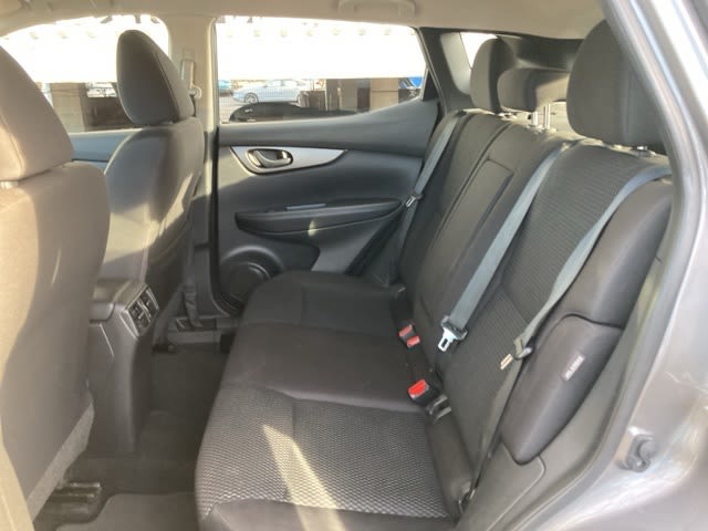 Thumbnail: 2022 Nissan Rogue Sport - 21