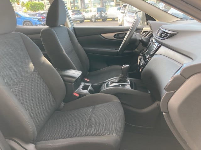 Thumbnail: 2022 Nissan Rogue Sport - 11