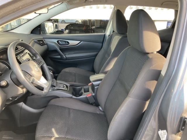 Thumbnail: 2022 Nissan Rogue Sport - 10